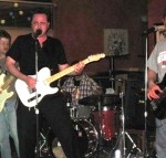 Sneak's Noise Plays Stingers in Wallington, NJ